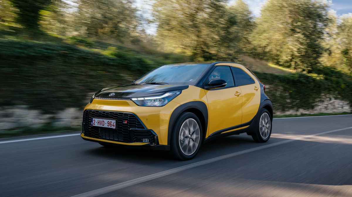 Nejzábavnější mini auto současnosti se vyrábí v Česku! Navíc je překvapivě dospělé a vůbec nežere